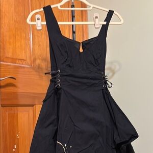 Elegant Black Sleeveless Dress